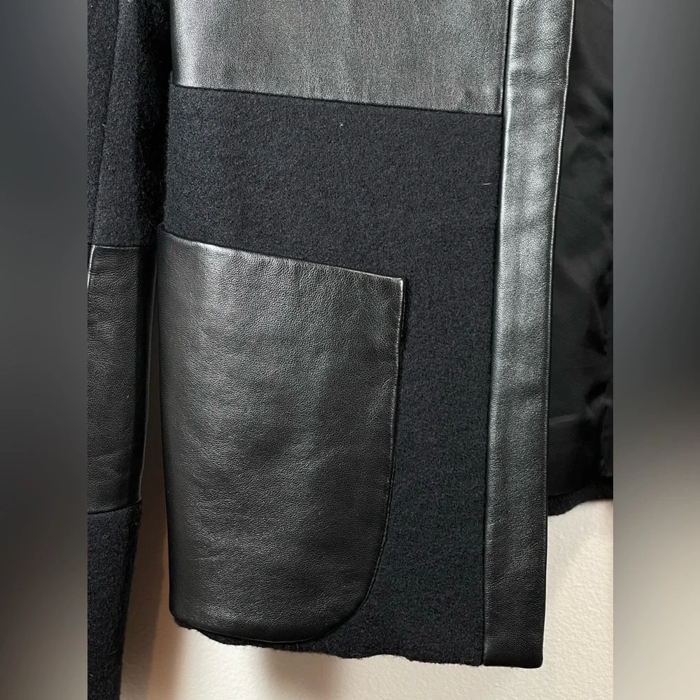 NWOT L’Agence Women’s Harper Leather and Wool Contrast Blazer in‎ Black Size 2